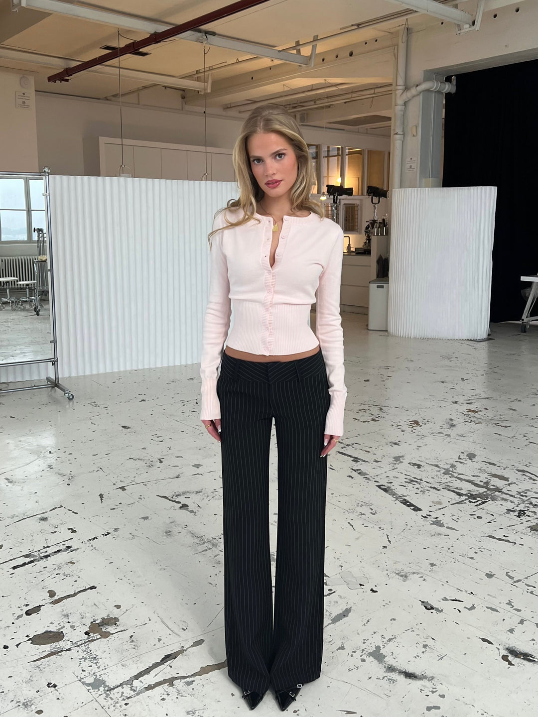 Livia low waist bukser - sort stribet