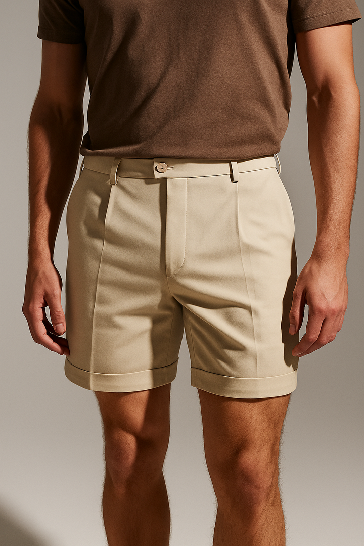 Herreshorts med læg og lommer – beige og alsidige