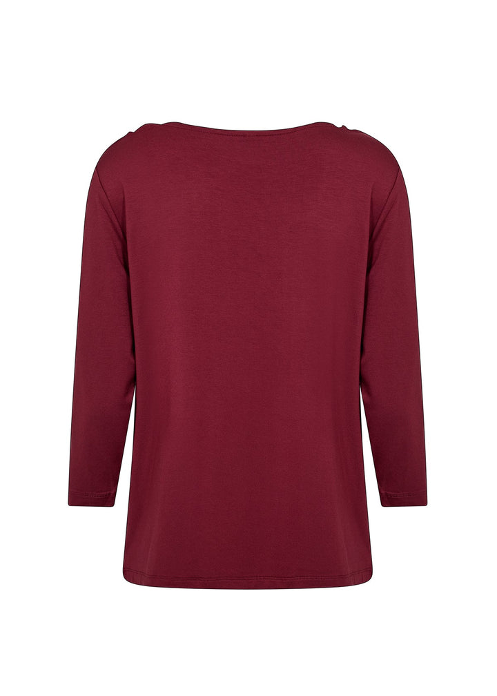 MARICA basis shirt med 3/4 ærme i dyb rød