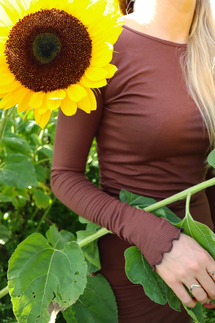 Natalia Ls Dress | Dark Brown | Kjole fra Liberté