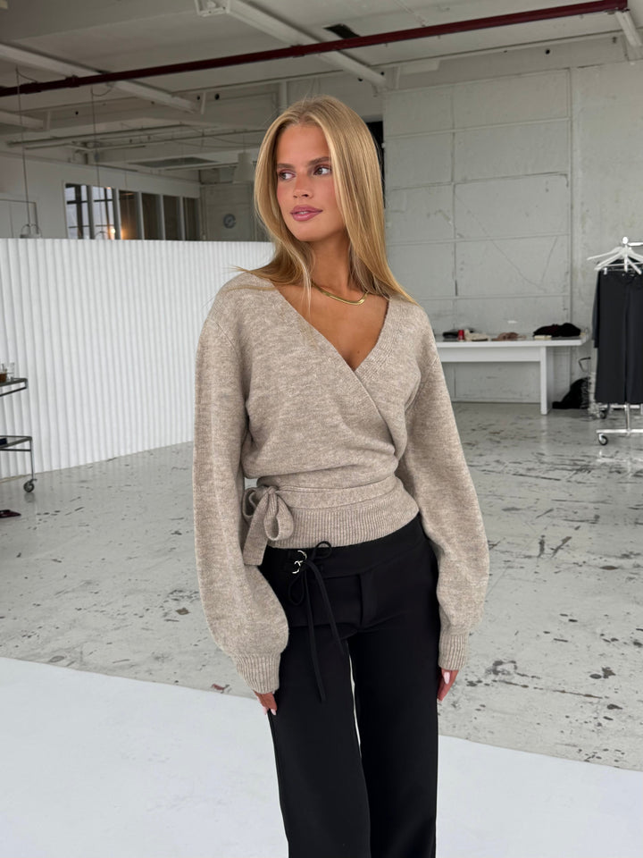 Buckle low waist bukser - sort
