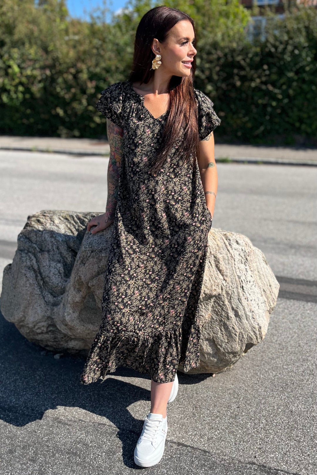 Sunrise Ming Flower Dress | Black | Kjole fra Co'couture