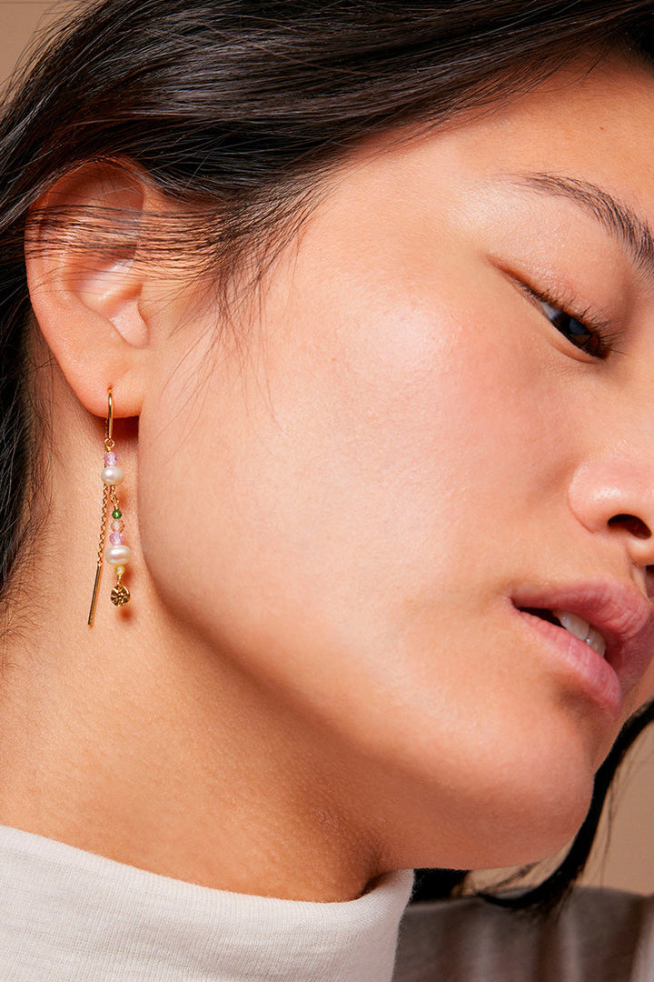 Sofia Earring | Light pink, Kaki green, Peach and Pearl | Øreringe fra Enamel