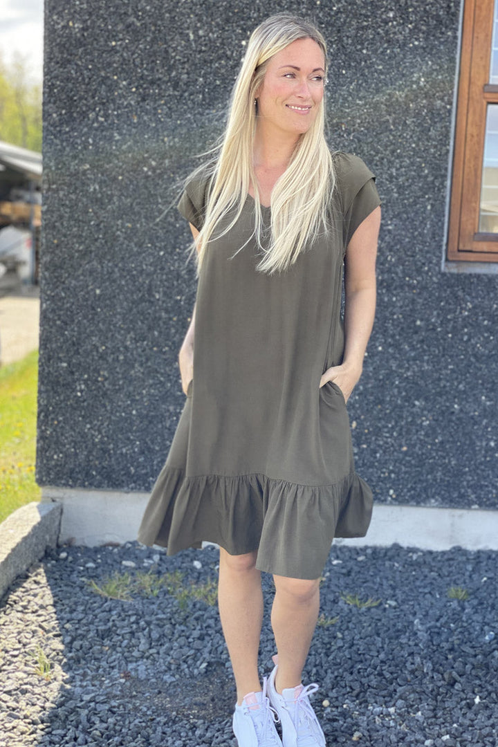 Sunrise Cropped Dress | Dark Army | Dress fra Co'couture