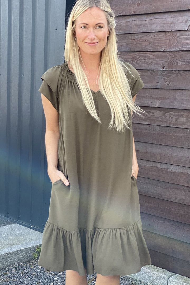 Sunrise Cropped Dress | Dark Army | Dress fra Co'couture