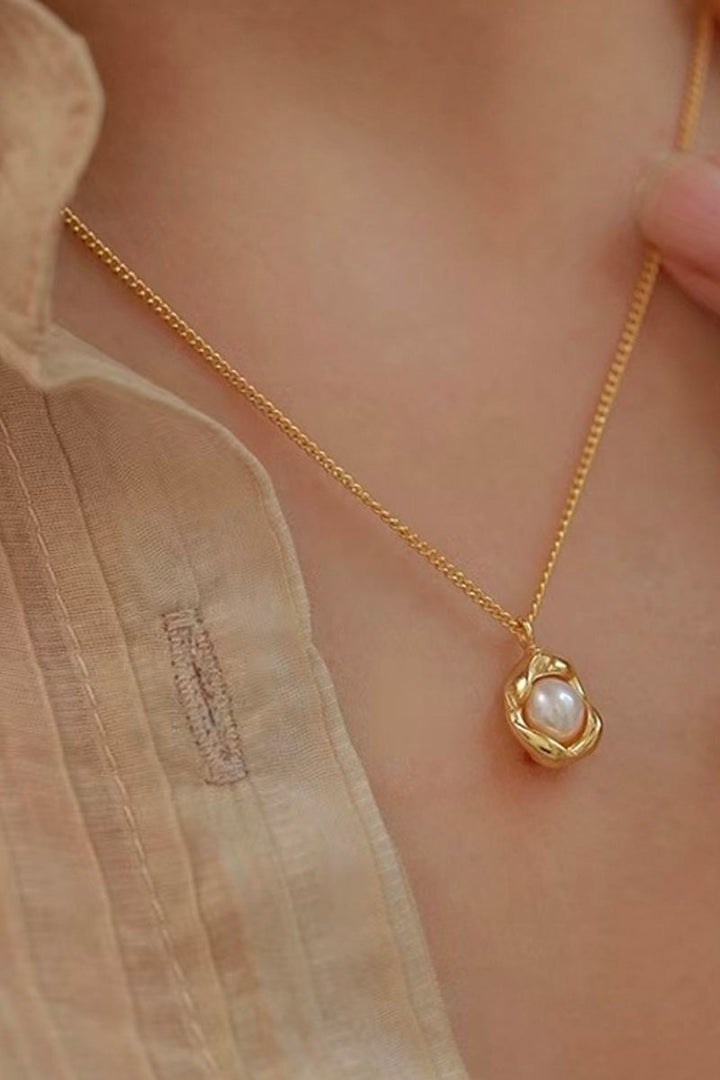 Pearl Drop Necklace | Halskæde fra Birdsong
