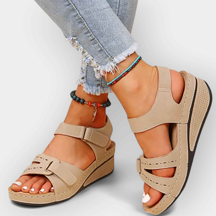 Åbne Sandaler med Stilfuldt Design