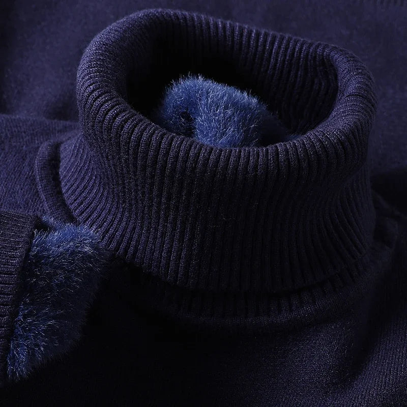 Elegant Uld Turtleneck
