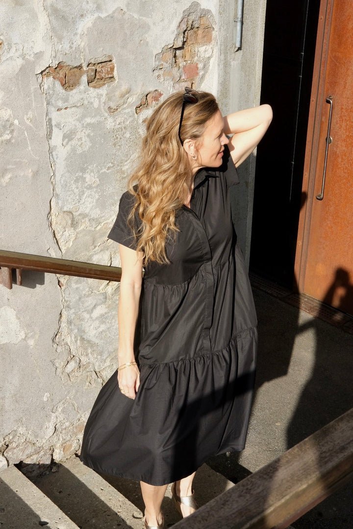 Ilona Shirt Dress | Sort | Kjole fra Liberté