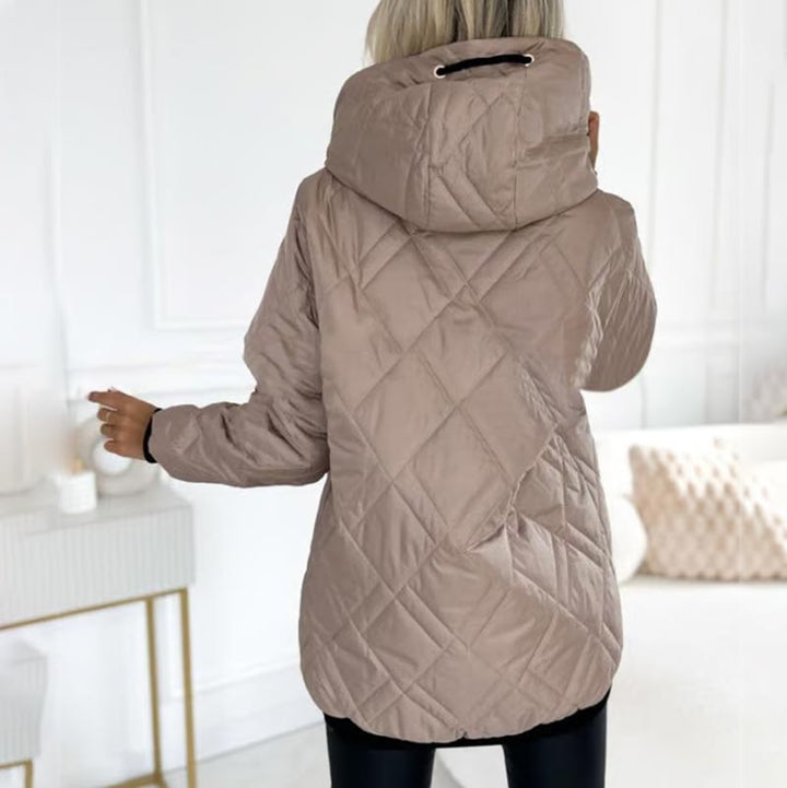 Elegant Vinterparka med Garanteret Varme og Feminint Snit til Hverdagsbrug